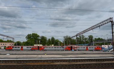  Demiryolu otobüs Ra2 Bryansk istasyonunda.