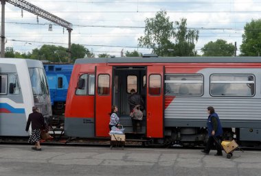  Ra-1 yatılı yolcu otobüs Bryansk İstasyonu demiryolu.