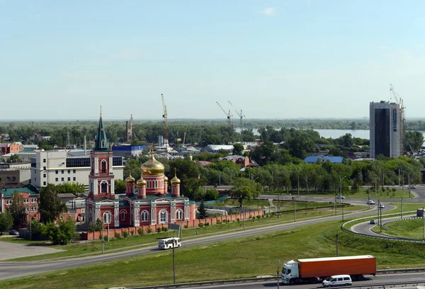  Barnaul şehir dağlık bölümünden görünümünü.