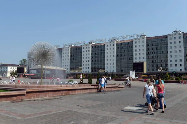 Piazza della vittoria a Vitebsk . — Foto Stock