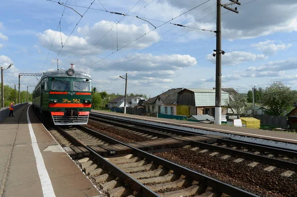 Bryansk şehir içinde elektrikli tramvay. — Stok fotoğraf