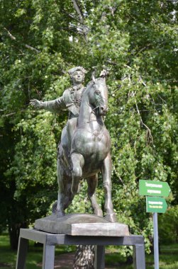  İmparatoriçe Elisaveta Petrovna, Baltiysk şehir, Saray Çar Alexis Mikhailovich Kolomenskoye içinde için yapılmış bir anıt yazarın modeli.