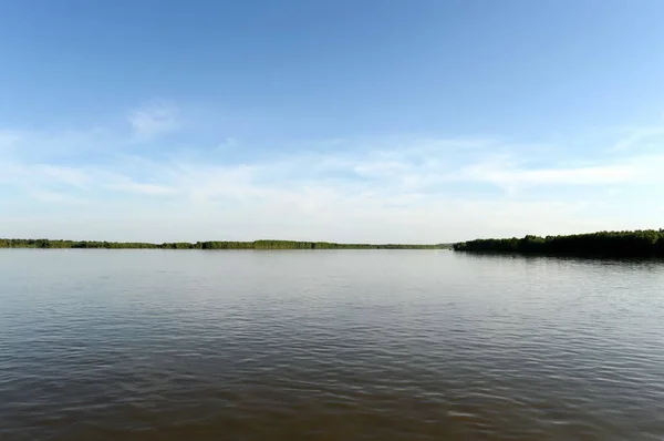 The Ob River near the city of Barnaul. — Stock Photo, Image