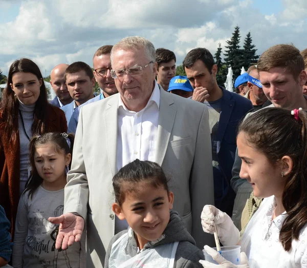  Liberal Demokrat Parti, Rusya Vladimir Zhirinovsky Moskova basın Festivali'nde lideri. 