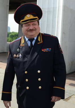  Yol trafik güvenliği Rusya Federasyonu Korgeneral Vladimir Shvetsov, İç İşleri Bakanlığı'nın ana Müdürlüğü ilk Yardımcısı şefi.
