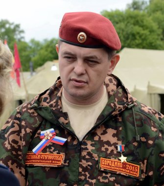  Borodino alanında Rusya Igor Zadorozhny kahraman.