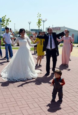 Kürt Köyü Romanovskaya, Rostov bölgesi dolgu üzerinde düğün.