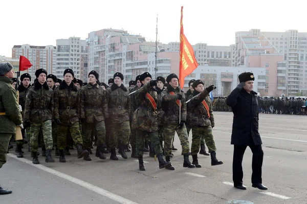 생도 모스크바 생도 뮤지컬 군단의 붉은 광장에서 11 월 7 일 퍼레이드에 대 한 준비는. — 스톡 사진