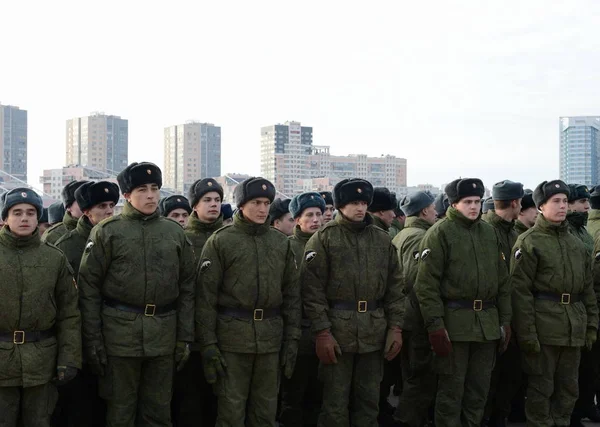 パレード地面にロシア内部総務省の国内軍の兵士. — ストック写真