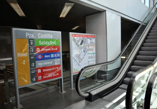 Madrid Espagne Juillet 2011 Escalator Dans Métro Madrid — Photo