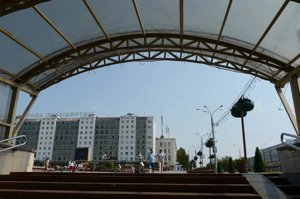 Vitebsk Belarus Agosto 2015 Attraversamento Pedonale Sotterraneo Piazza Della Vittoria — Foto Stock