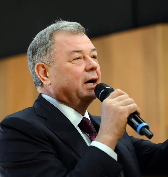 Gobernador de la región de Kaluga Anatoly Artamonov . — Foto de Stock