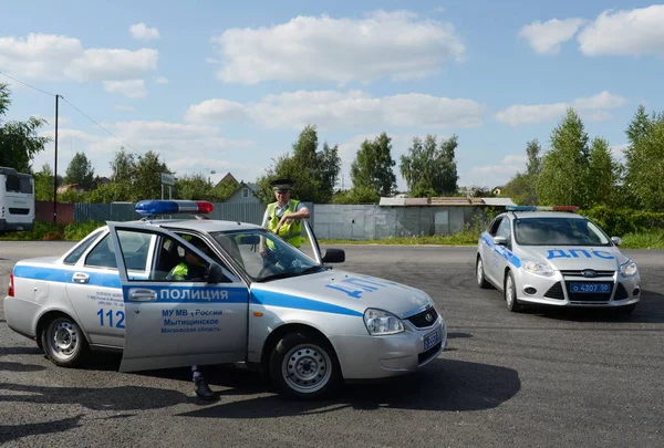Mytishchi Russie Août 2017 Police Circulation Automobile Contrôle Circulation Sur — Photo