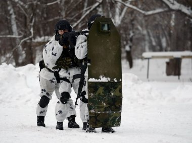  Özel dekolmanı askerlerin teröristler etkisiz hale süre mücadele koordinasyon dışarı çalışıyoruz.