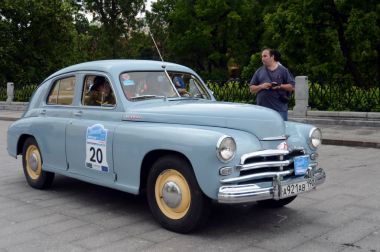  Eski araba Moskova'da Sovyet araba Gaz M-20 