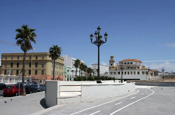 Cadiz Spanje Juli 2011 Kade Stad Cadiz Permanent Aan Atlantische — Stockfoto