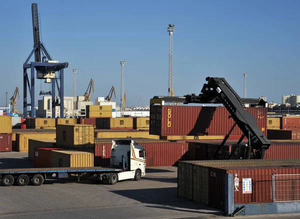 Cadiz Spanien Juli 2011 Indlæser Container Site Havnen Cadiz - Stock-foto