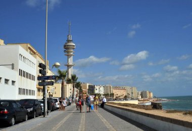 Cadiz, İspanya - 3 Temmuz 2011: Cadiz görünümünü Batı Avrupa'nın en eski şehirlerinden biri olan.