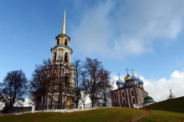 Rjazaň Rusko Října 2017 Zvonice Katedrály Chrám Nanebevzetí Kremlu Rjazaň — Stock fotografie