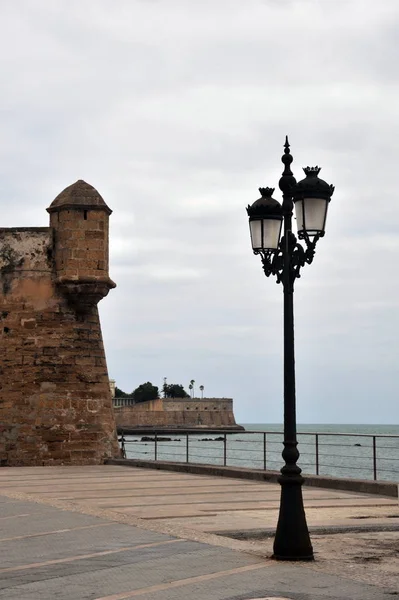 Kadyks Hiszpania Lipca 2011 Ściany Starożytnej Twierdzy Hiszpański Morskiego Miasta — Zdjęcie stockowe