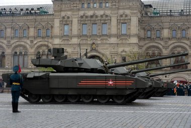   Yeni nesil ana muharebe tankı Armata evrensel mücadele platformu dayalı gelişmiş bir Rus T-14 Armata olduğunu