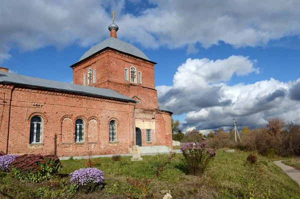 Die Geburtskirche in der Stadt Ryazhsk Rjasan — Stockfoto