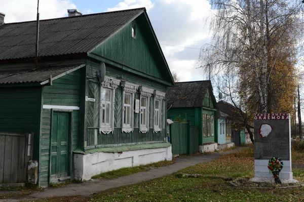 Будинок у місті Рязанську, де народився співак Олександр Окаемов. Рязанська область — стокове фото