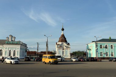 Cherepovets şehrindeki istasyon meydanında. Vologda bölgesi