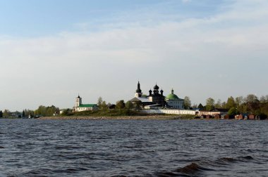  Sheksna nehrinden yeniden diriliş Goritsky Manastırı 'na bakın. Vologda bölgesi