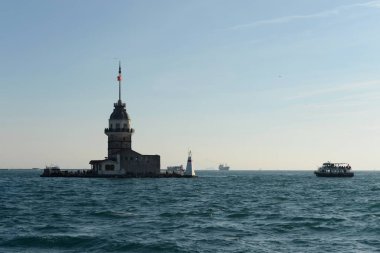  İstanbul Boğazı 'nın ortasındaki Bakire Kulesi