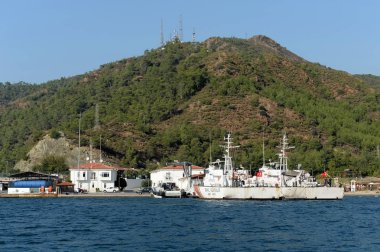  Marmaris 'teki iskelede Türk Sahil Güvenlik gemileri