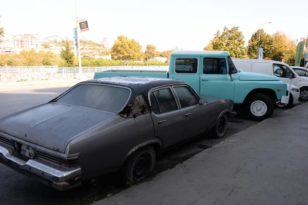 Istanbul Turquia Novembro 2019 Carros Antigos Uma Oficina Reparação Automóveis — Fotografia de Stock