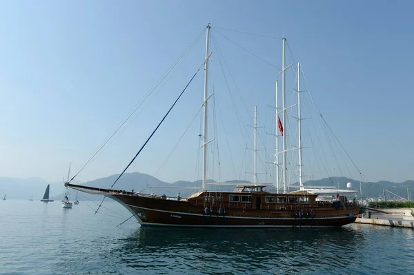 Marmaris Turecko Října 2019 Turecká Guletová Loď Mola Tureckého Města — Stock fotografie