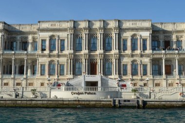  İstanbul, Türkiye - 3 Kasım 2019: İstanbul 'daki Chiragan Sarayı Oteli