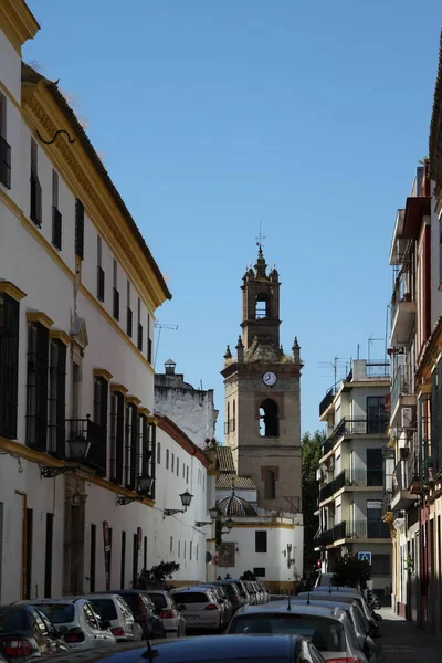 Seville España Julio 2011 Una Antigua Calle Estrecha Centro Sevilla — Foto de Stock