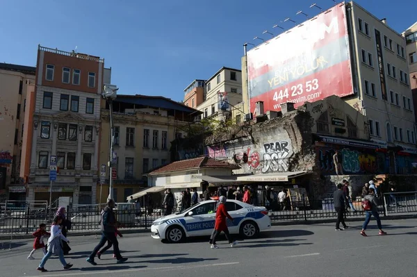 Istanbul Turchia Novembre 2019 Kemeralty Street Nel Centro Istanbul — Foto Stock