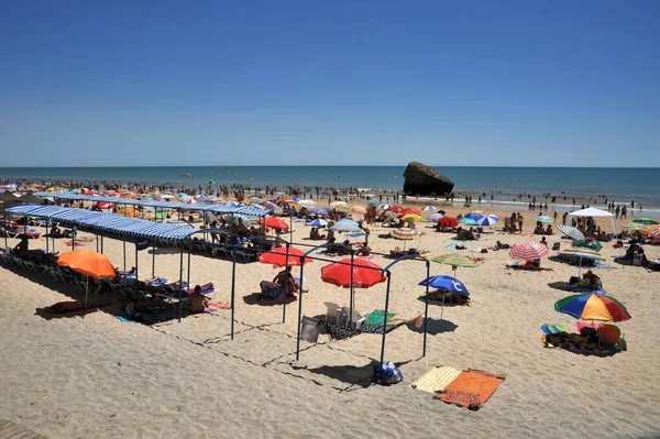 Matalascanas Espanha Julho 2011 Praia Das Matalascanias Com Torre Yeger — Fotografia de Stock