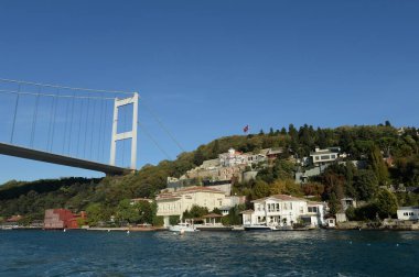 İSTANBUL, TURKEY - 3 Kasım 2019: Fatih Sultan Mehmet Köprüsü İstanbul, İstanbul, Türkiye