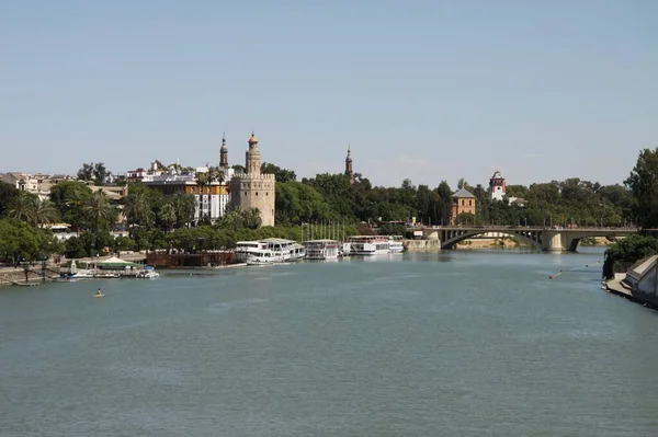 Seville España Julio 2011 Vista Sevilla Del Río Guadalquivir Desde — Foto de Stock