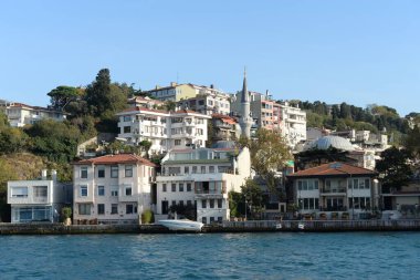 İSTANBUL, TURKEY - 3 Kasım 2019: İstanbul 'un Asya tarafına İstanbul Boğazı' ndan bakış