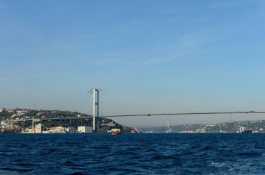 İSTANBUL, TURKEY - 3 Kasım 2019 İstanbul Boğazı üzerinde Şehitler Köprüsü