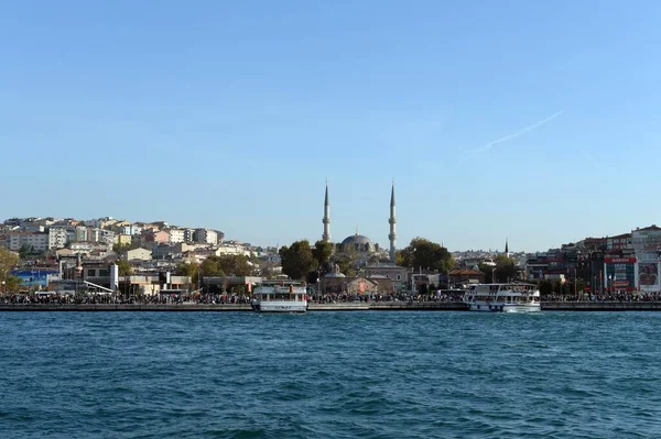 Istanbul Turquie Novembre 2019 Navires Passagers Dans Détroit Bosphore Station — Photo