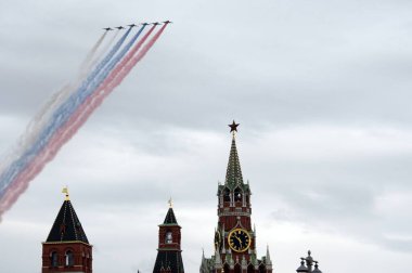 MOSCOW, RUSSIA - 9 Mayıs 2020: Bir grup Su-25 