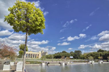 Moskova'da Gorki Park. Kapısında görünümü.
