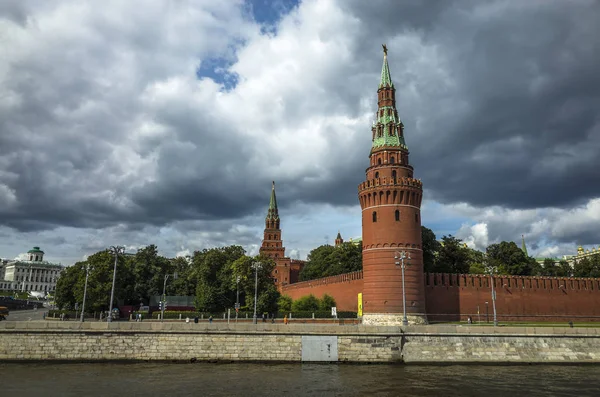 Kremlin Embankment Kremlin Towers Moscow Russia — Stock Photo, Image