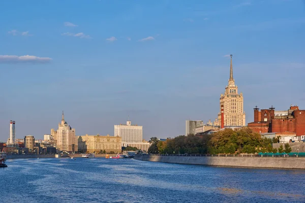 Moskou Rusland September 2019 Rivier Moskou Uitzicht Het Historische Centrum — Stockfoto