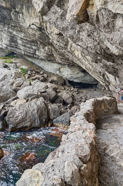 Golitsyn Grotto Itinéraire Touristique Dans Les Montagnes Côte Méridionale Crimée — Photo