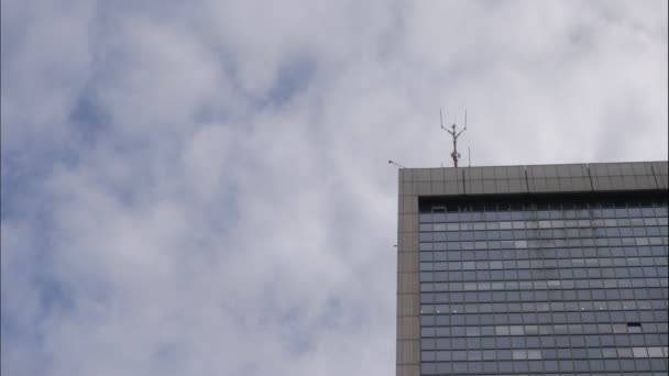 Uhd Motion Time Lapse Edifícios Distrito Empresarial Nuvem Com Céu — Vídeo de Stock