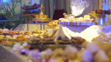 Kına kutlaması için özel tatlılar, Diwali tatlıları..