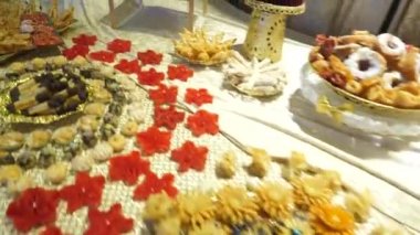 Kına kutlaması için özel tatlılar, Diwali tatlıları..